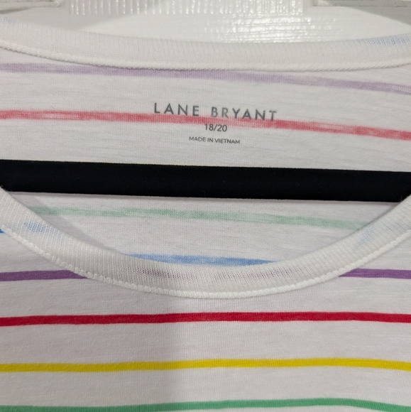 Lane Bryant Pride Stripe Easy Roll-Sleeve Tee in Size 18/20 (2X) - Picture 3 of 10